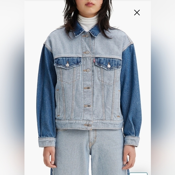 NEW Levi’s Inside Out 90’s Trucker Jean Jacket Two Toned Denim Oversized Sz L - Picture 1 of 10